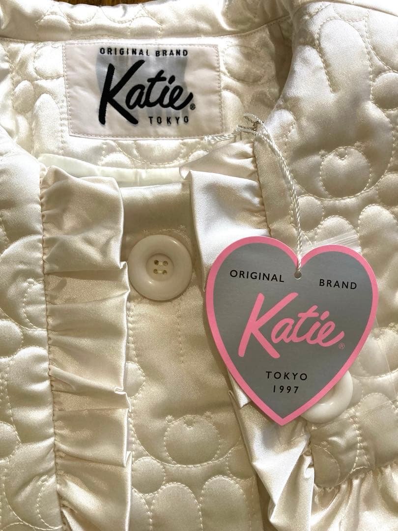 今期新品KATIE ケイティ BUNNYquilt coatスノーバニー