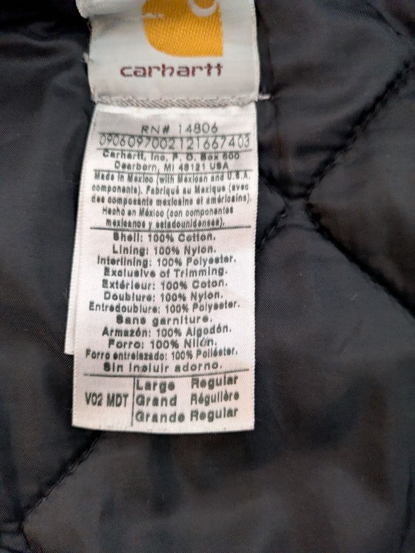 Carhartt ネイビーベスト