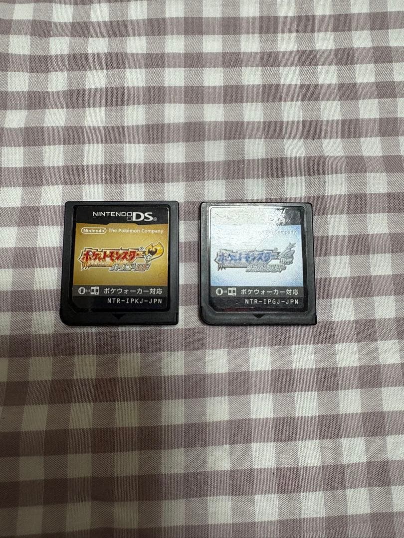 ポケモン　ハートゴールド　ソウルシルバー　ゲームソフト　カセット