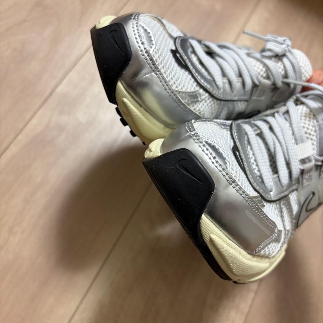 NIKE v2k run 24 グレー ほぼ新品