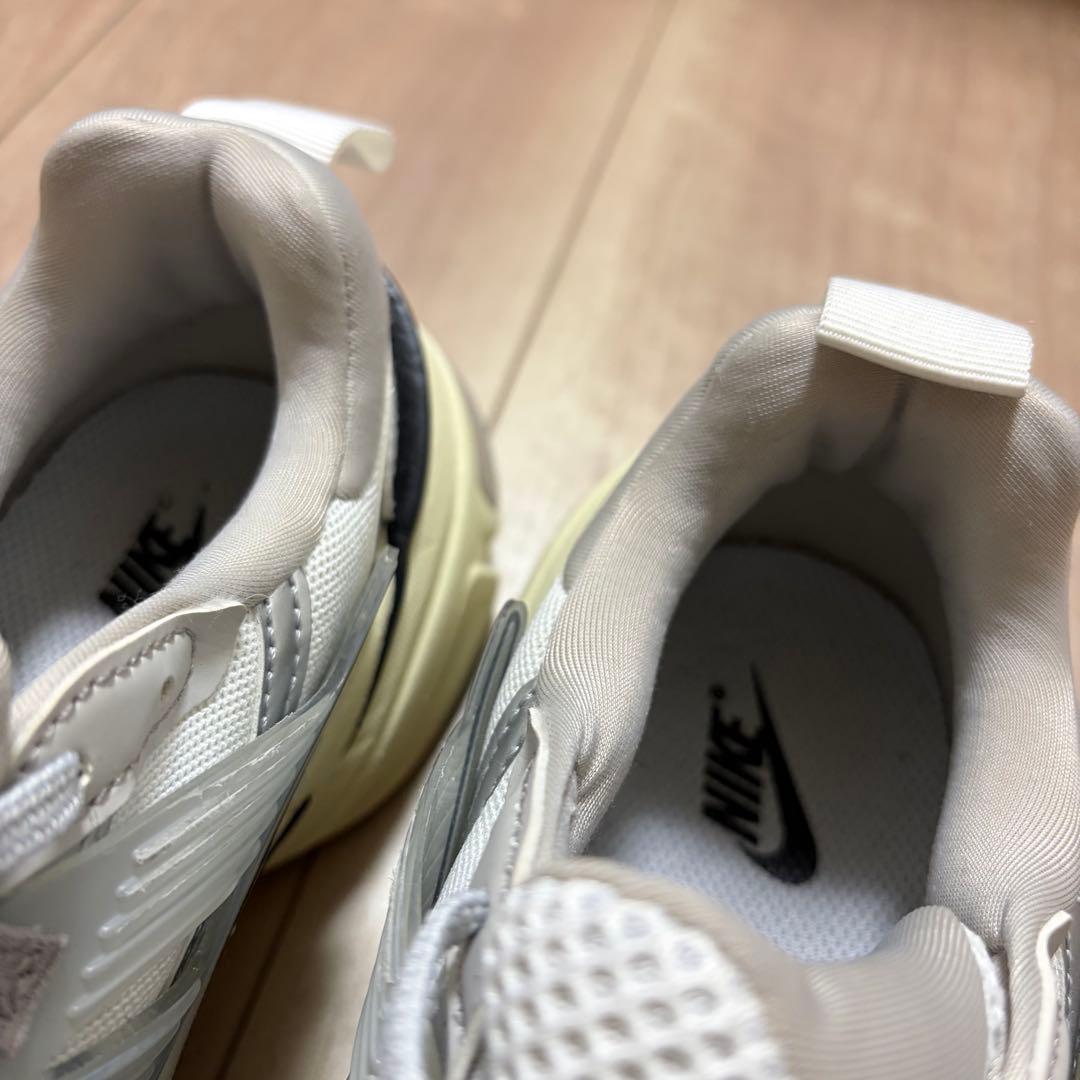 NIKE v2k run 24 グレー ほぼ新品