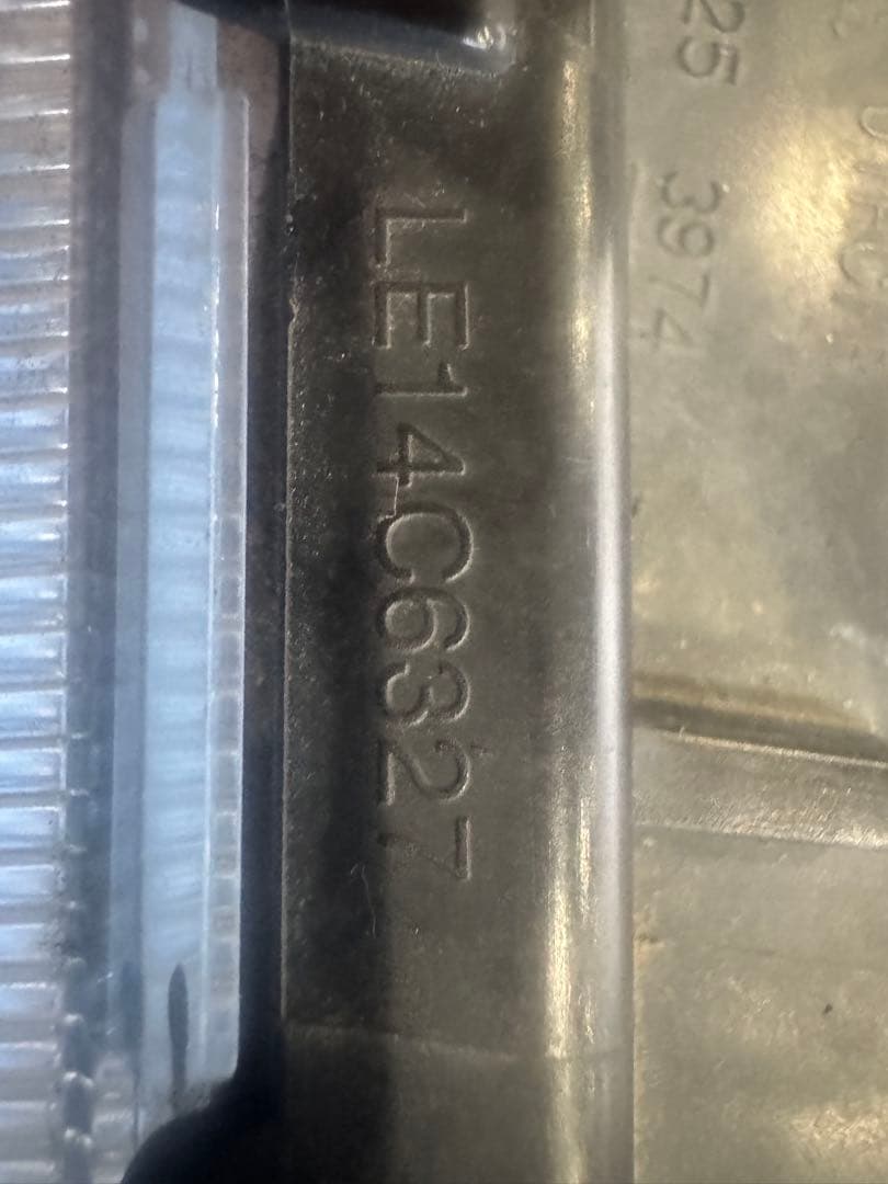 ★エブリイ DA17V 純正ヘッドライト左右★