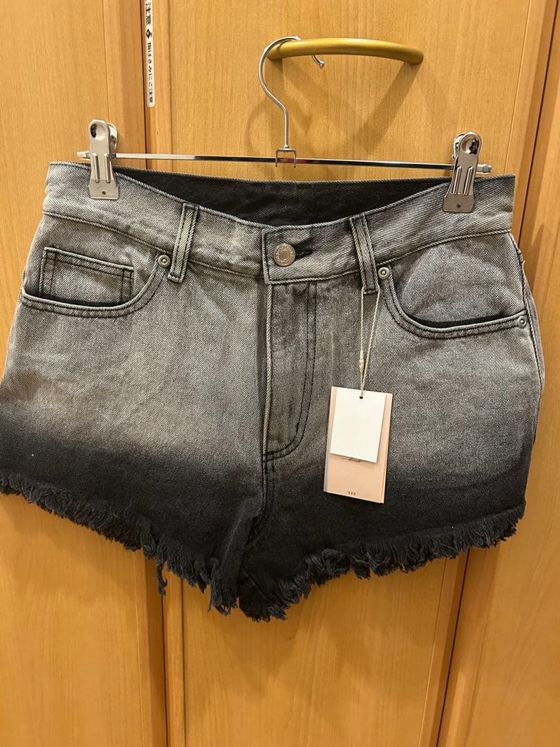 ダーリッチ デニムショートパンツ