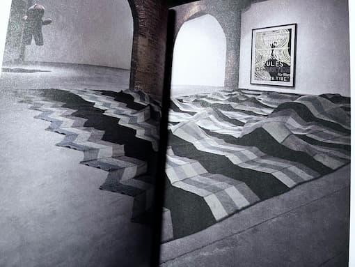 アート・デザイン・音楽 mike kelley catholic tastes