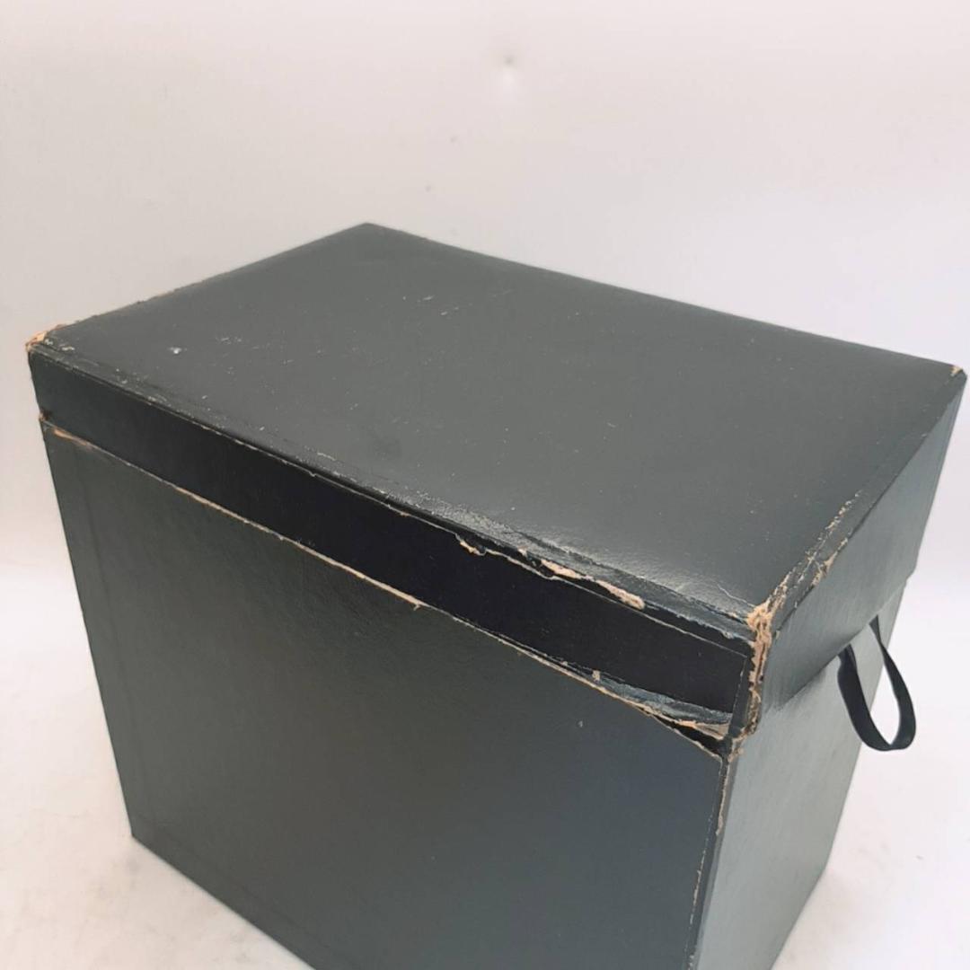 アート・デザイン・音楽 THE BEATLES MONTHLY BOX