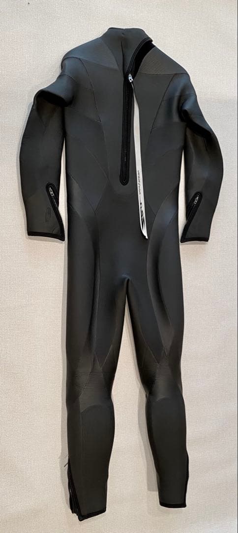 【WORLD DIVE】5mm 表スキン ウェットスーツ✴︎定価18.6万