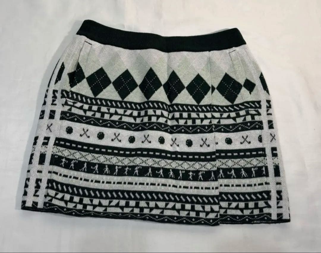 新品adidasゴルフアーガイルデザインニットセータースカートセットアップ