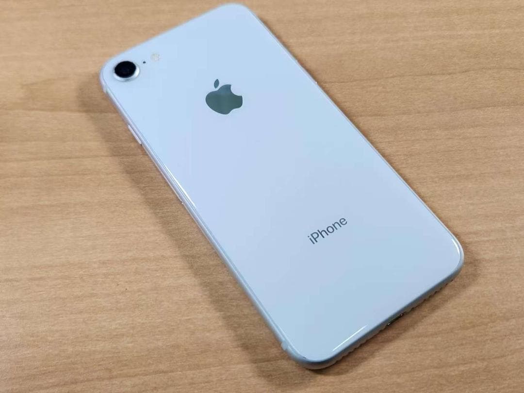 020300F iPhone8 A1906 64GB 【最大容量85%】