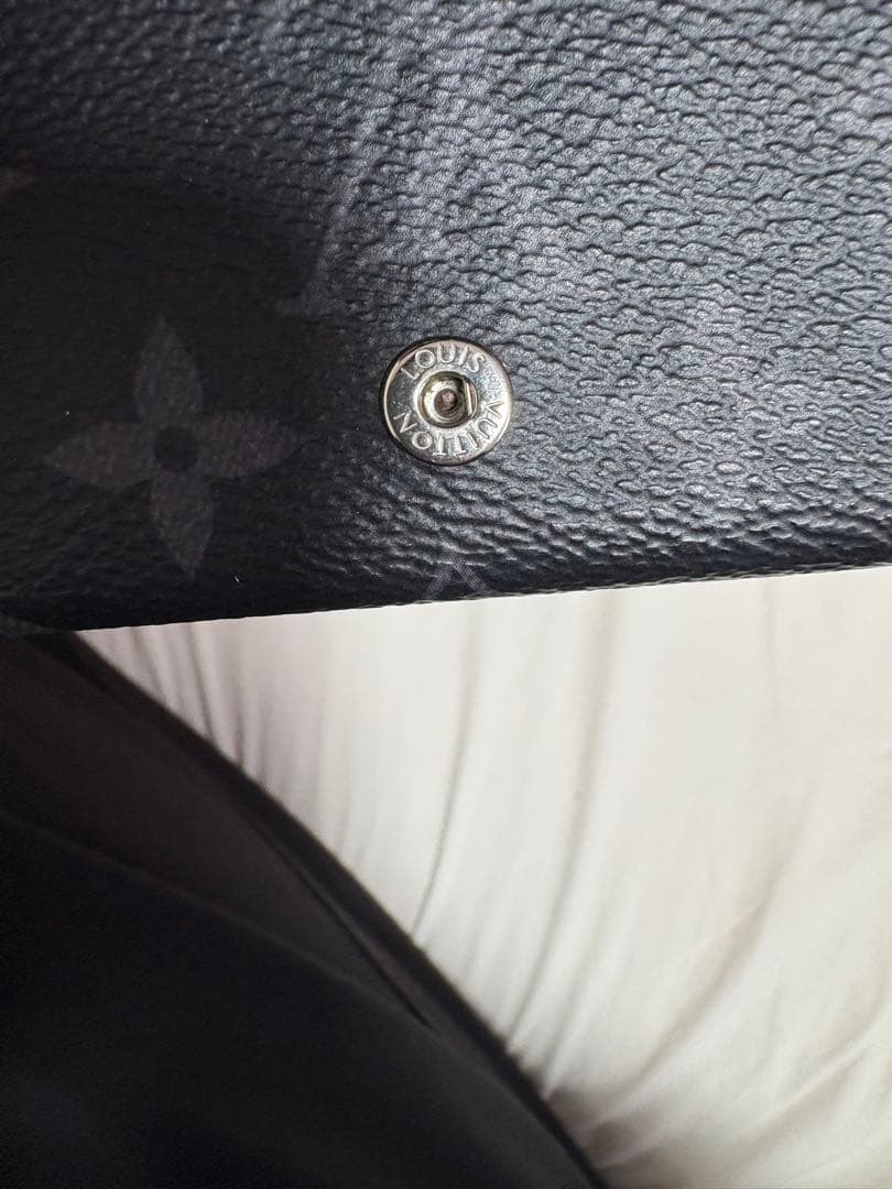 ルイヴィトン エクリプス 三つ折りコンパクトウォレット