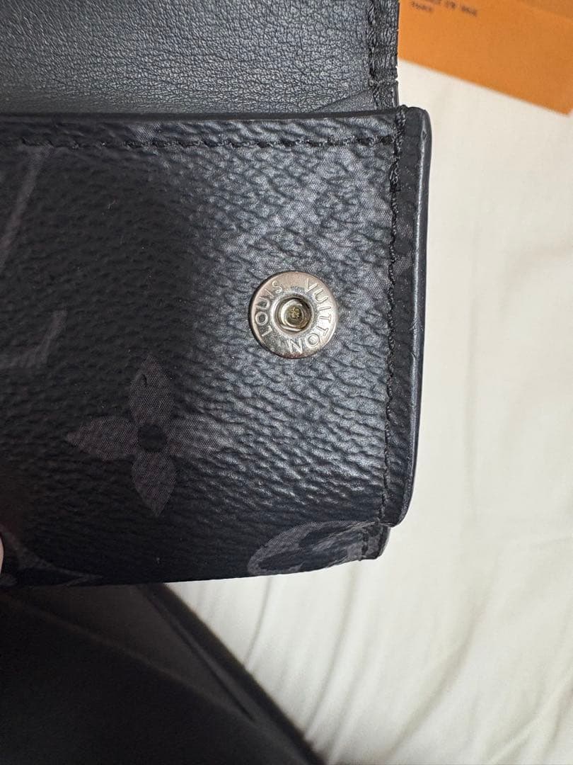 ルイヴィトン エクリプス 三つ折りコンパクトウォレット