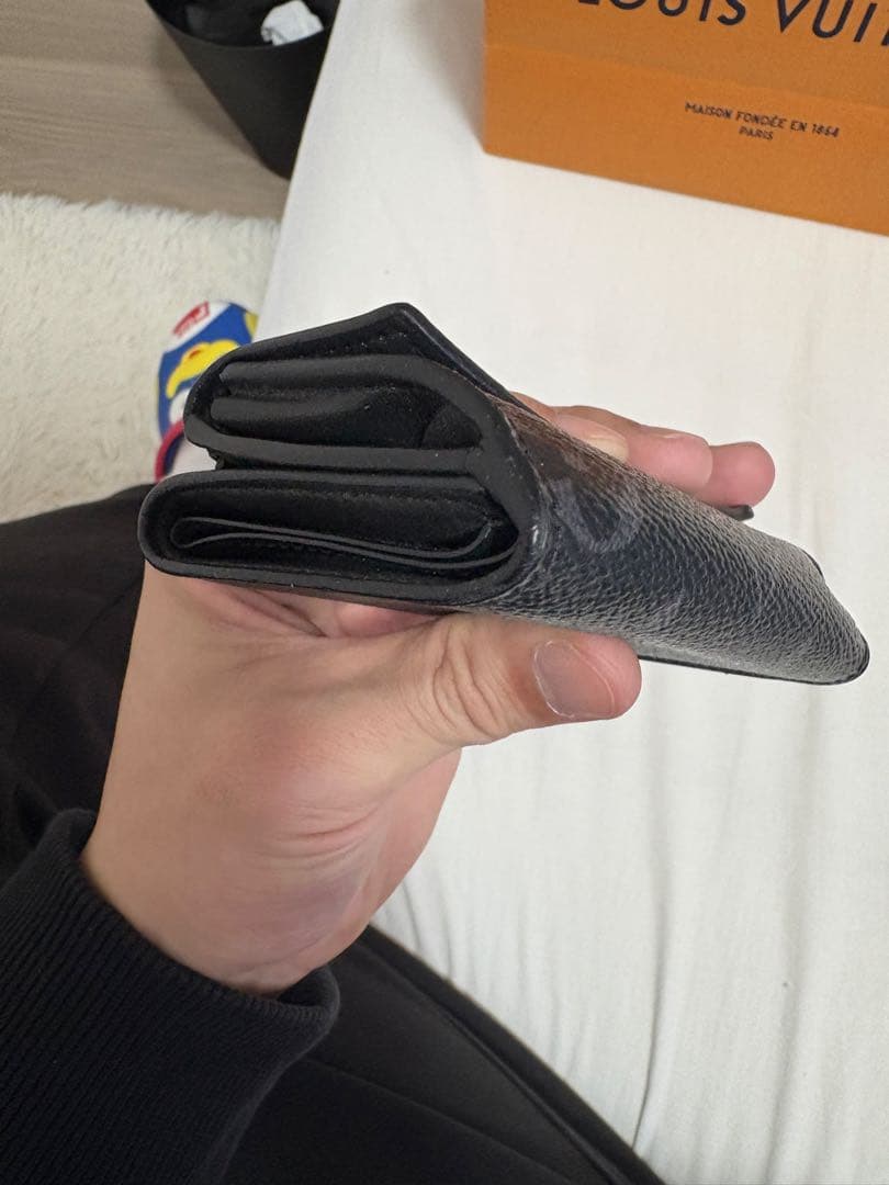 ルイヴィトン エクリプス 三つ折りコンパクトウォレット