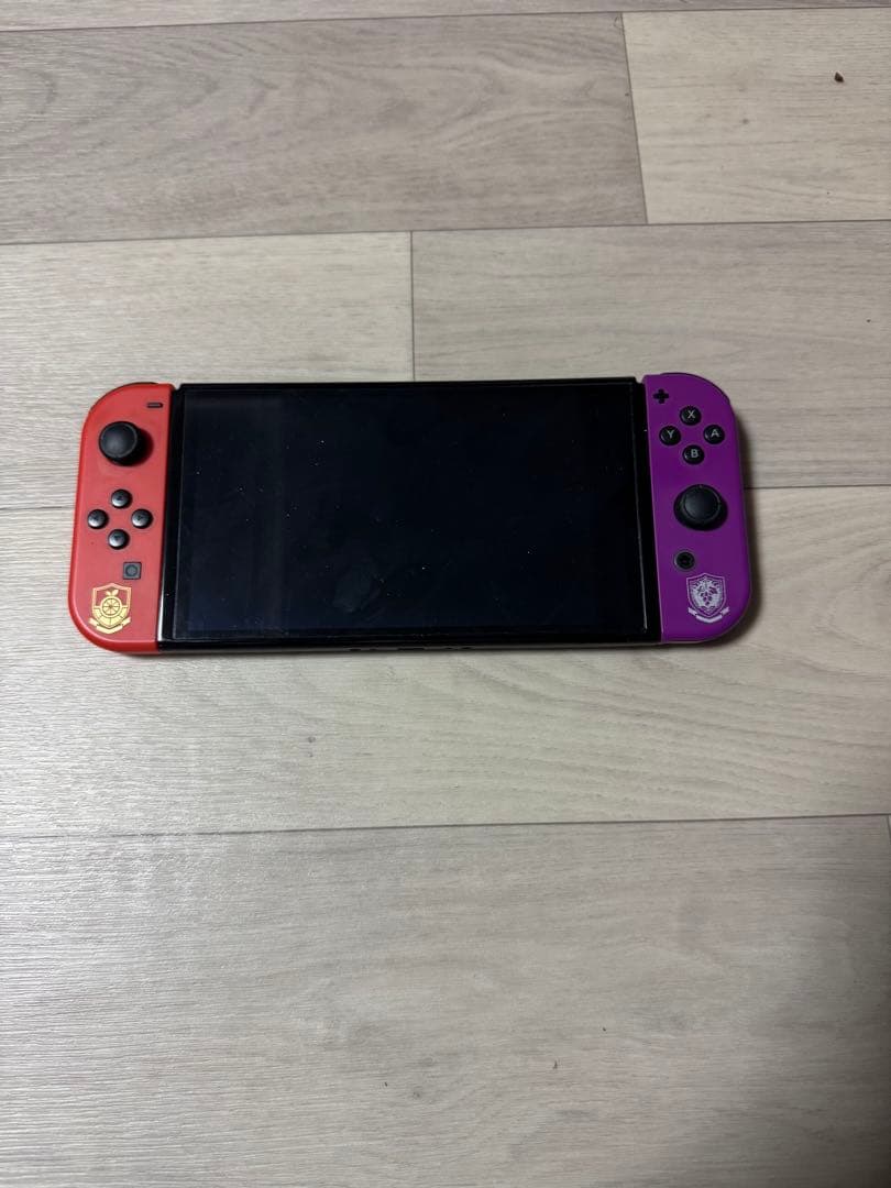 仮*ー様 Nintendo Switch 有機ELモデル　スカーレット・バイオレ