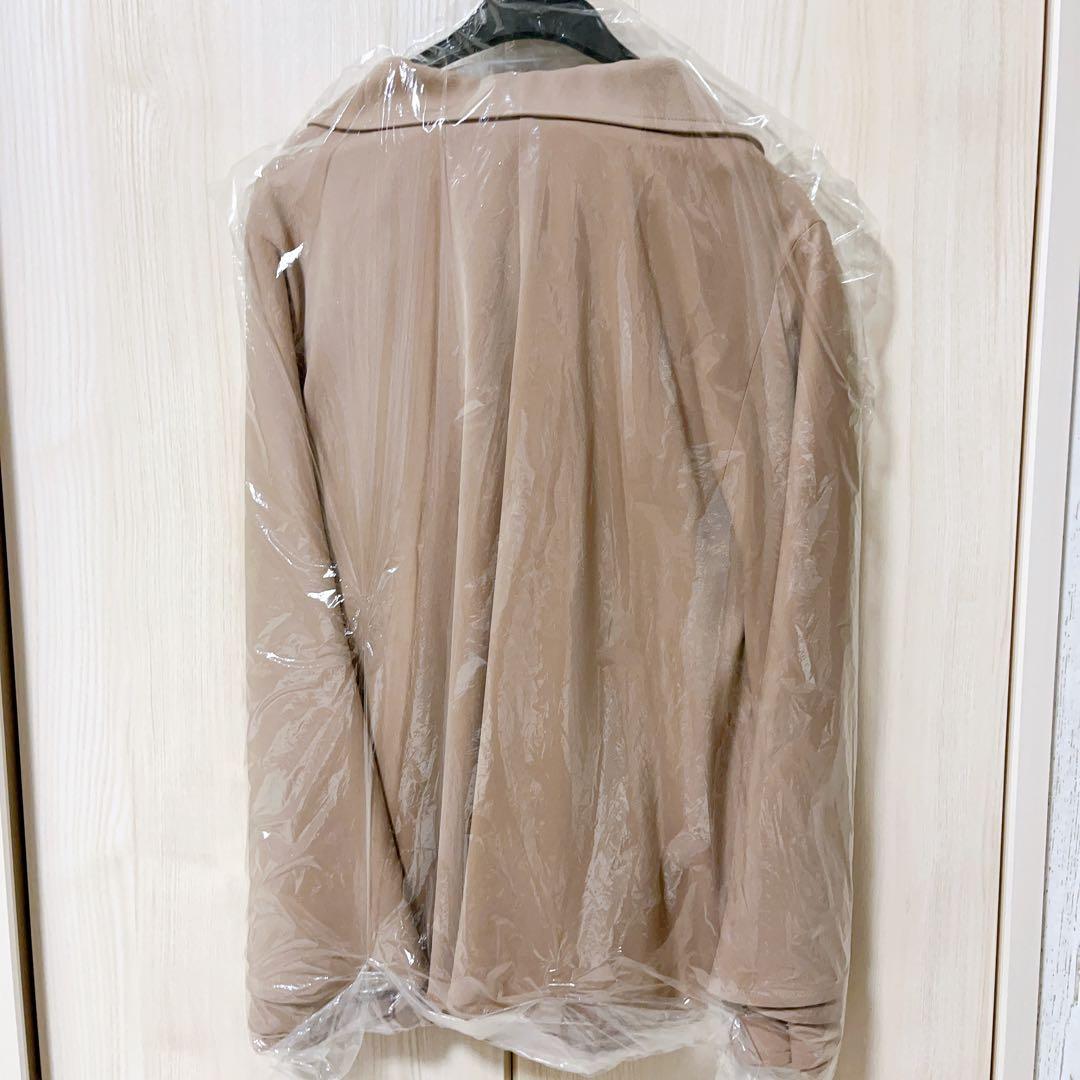 【新品未使用】ノエラポンチョ　マントショートコート　フリー　袖広めで便利