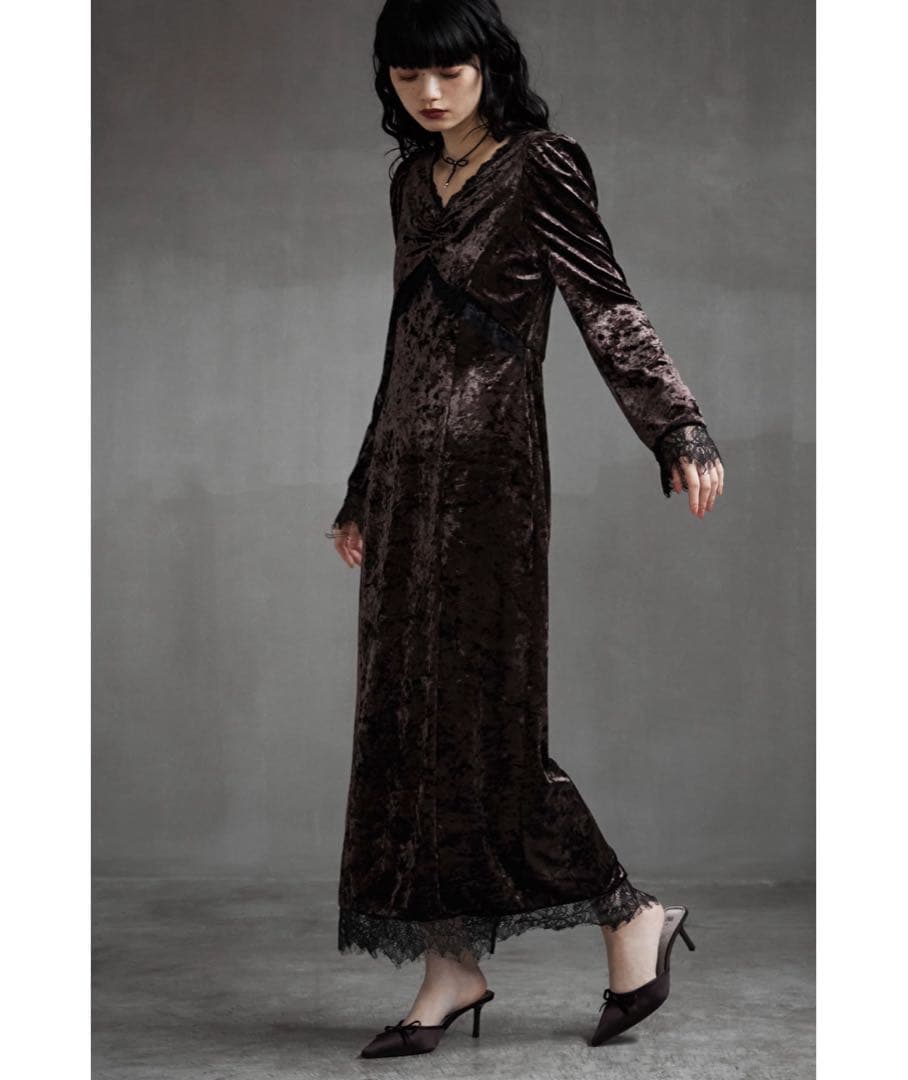 etoll. クラッシュベロアランジェリー風ドレス N...さん専用