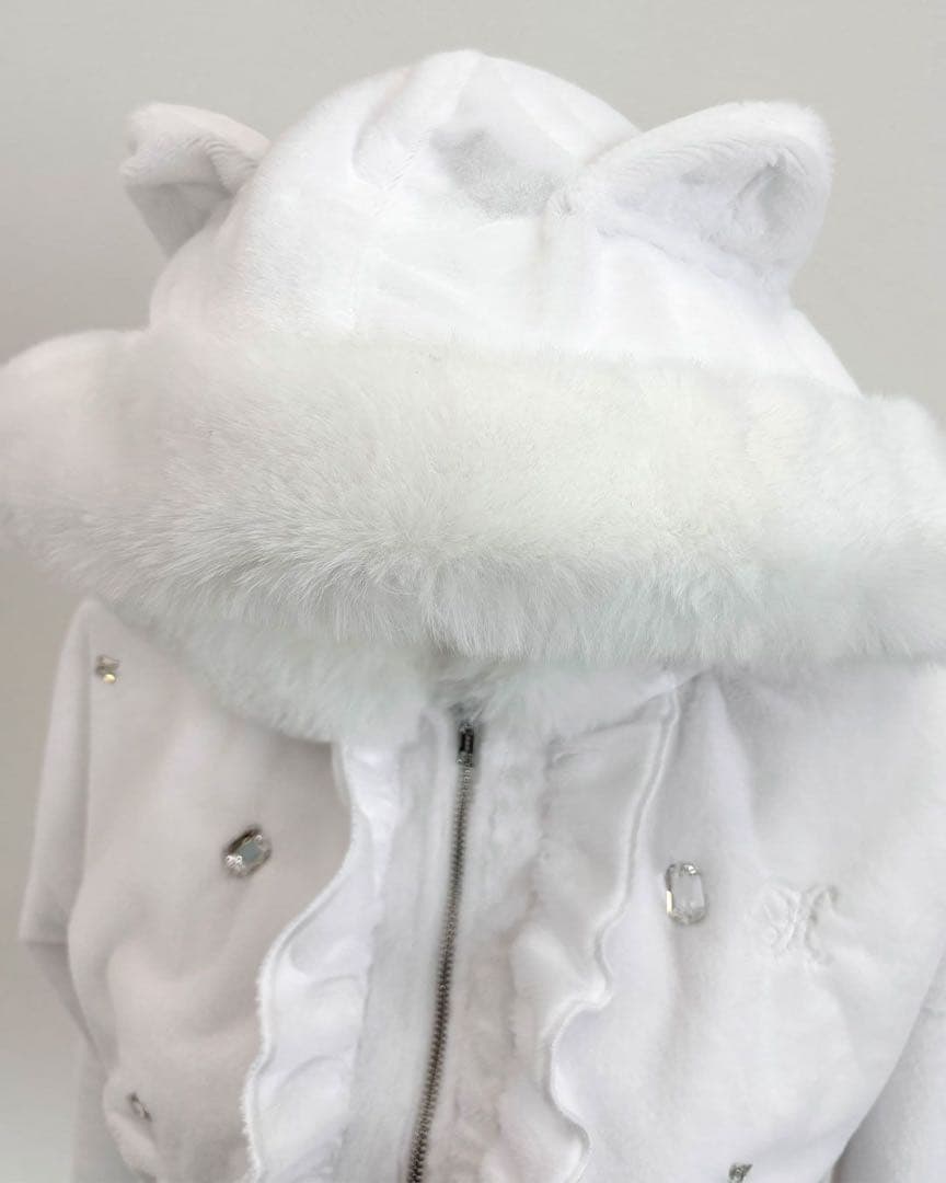 ミシェルマカロンmichell macaronビジュー付き猫耳もこもこパーカー