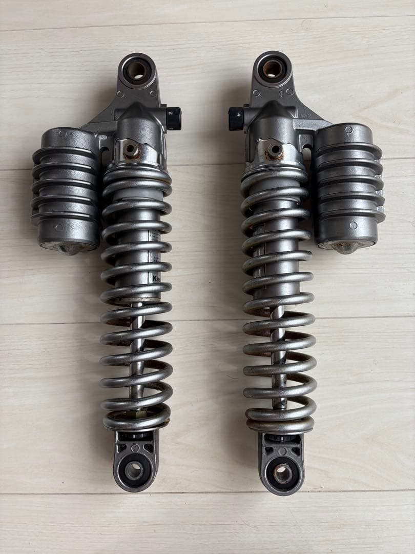 ゼファー750rs 純正リアサスペンション