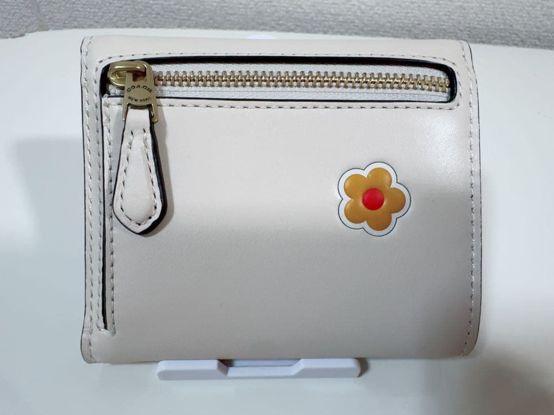 【新品・正規品】コーチ 三つ折財布