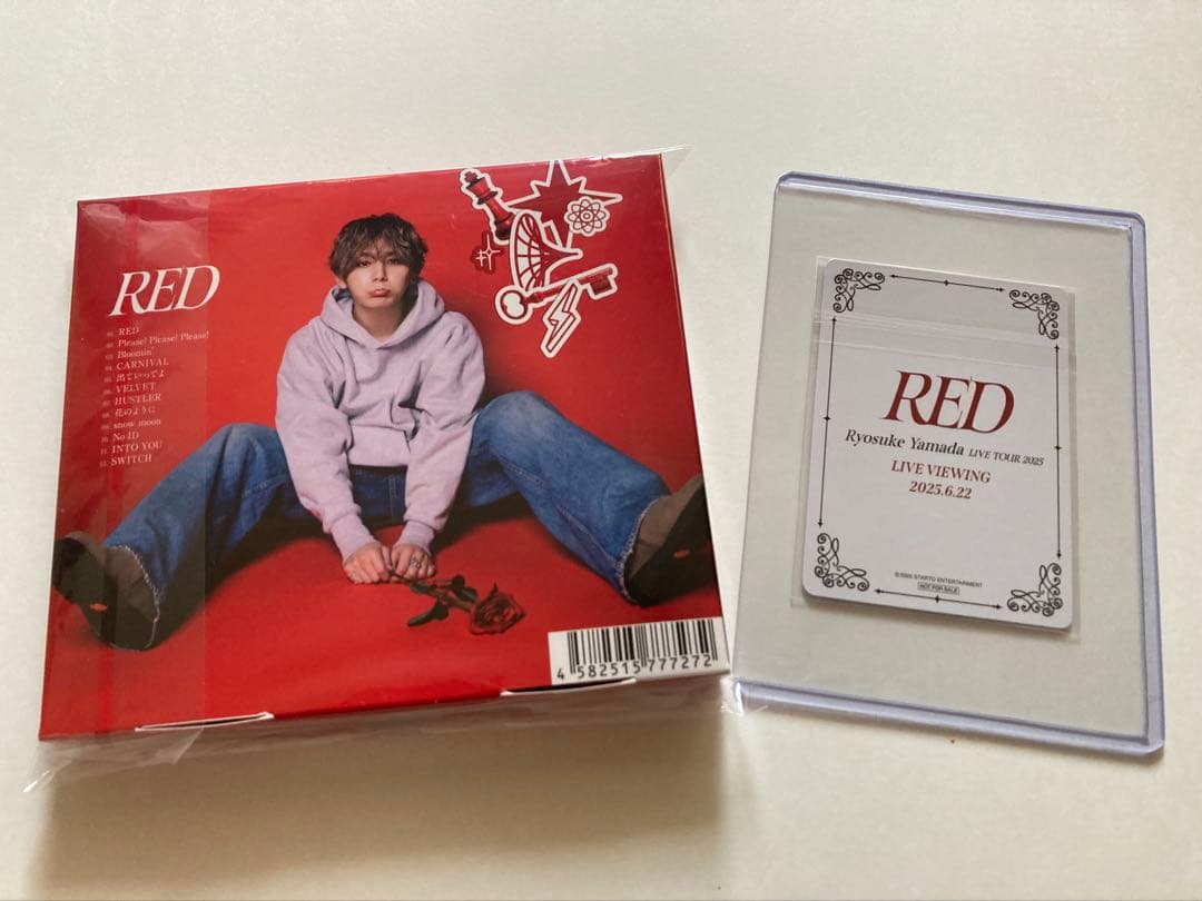 新品 山田涼介 ファミクラ限定Deep RED盤 ライビュ特典ビジュアルカード