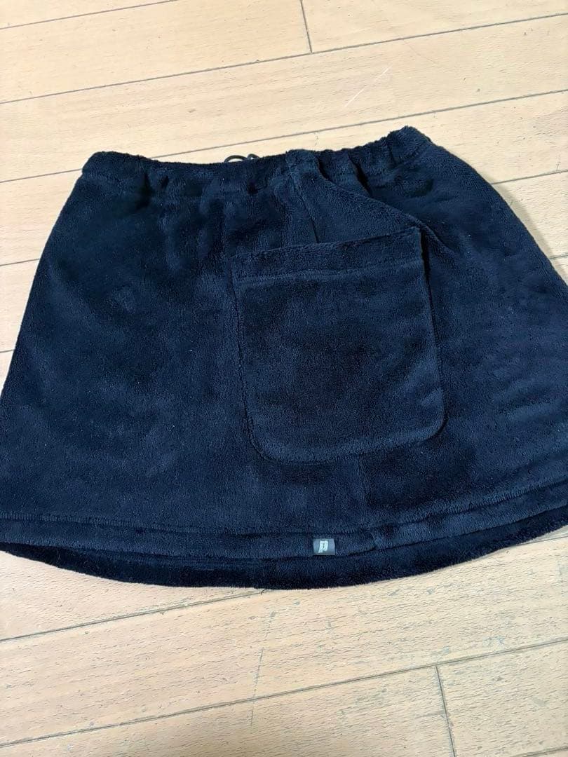 そら　プリンス　テニス　ブラック　フリースジャケットとスコート　M