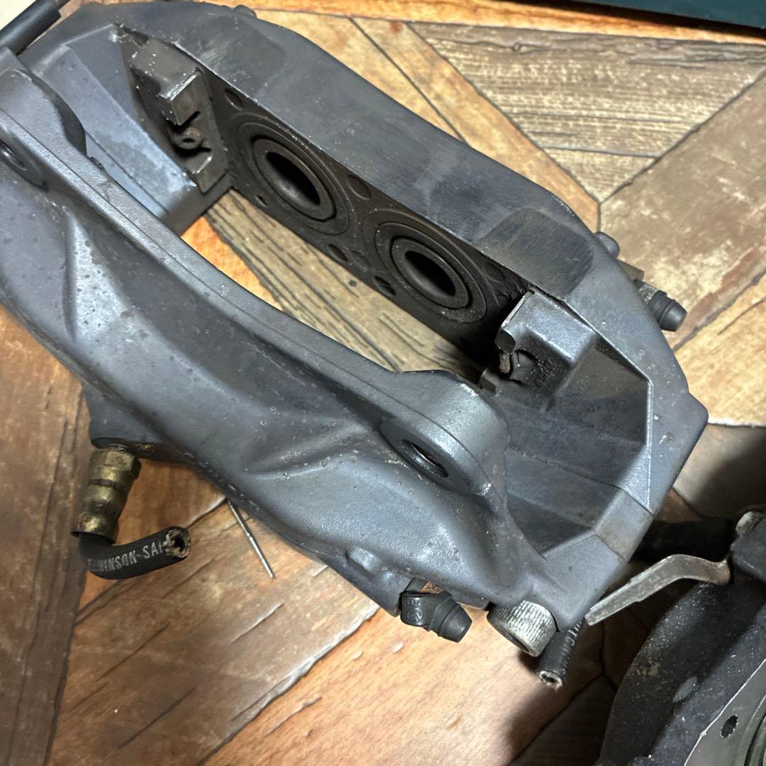 Alfa Romeo ブレラ　ブレンボキャリパー