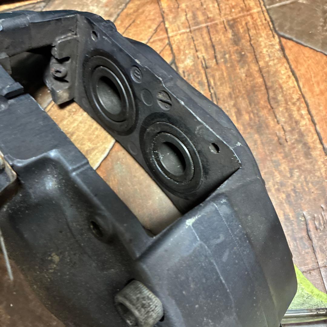 Alfa Romeo ブレラ　ブレンボキャリパー