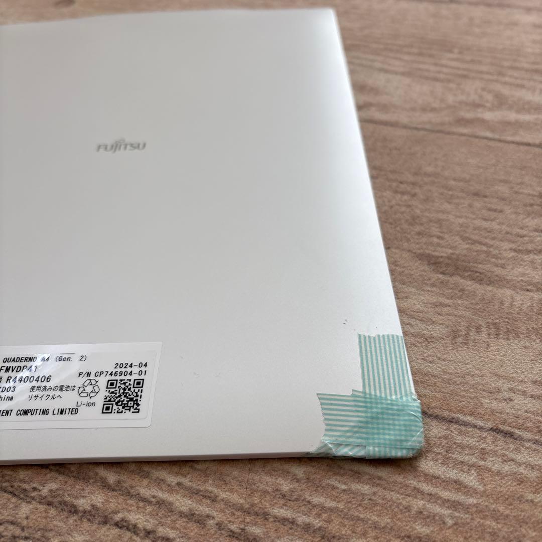 週末限定値下げ！QUADERNO クアデルノ A4 2世代 FMVDP41 本体