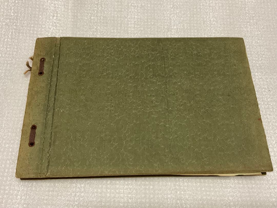 昭和十三年三月／新潟縣新発田高等女學校／第三十三回卒業記念【モノクロ・45頁】。