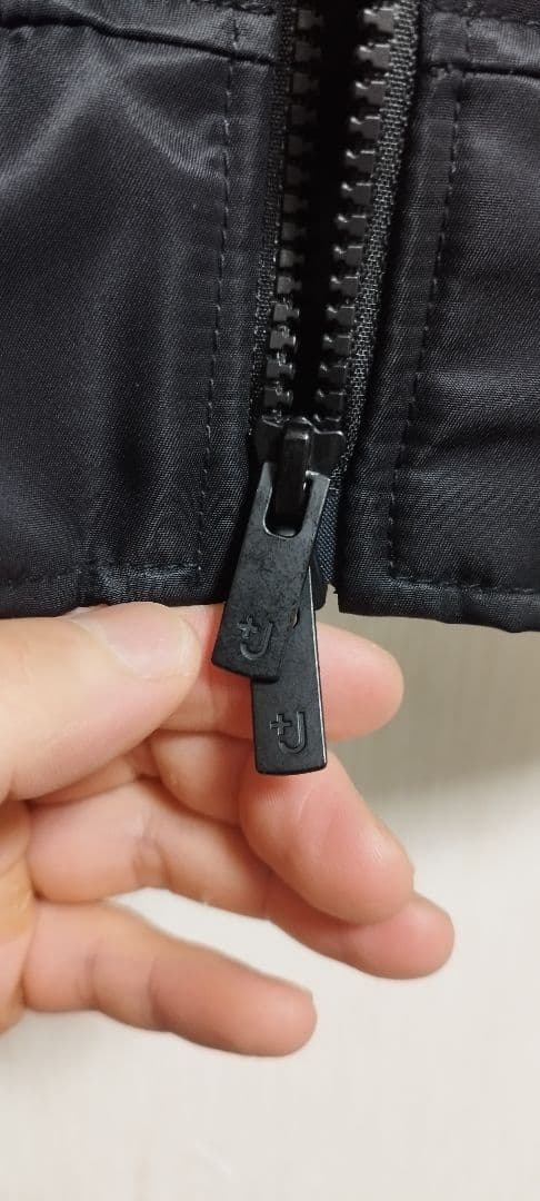 ユニクロ＋J ハイブリッドダウンオーバーサイズMA-1