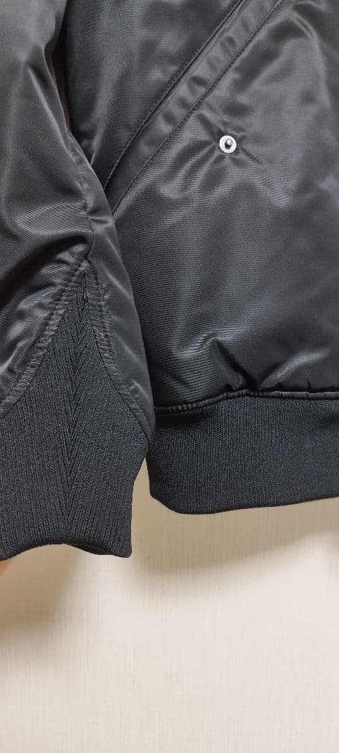 ユニクロ＋J ハイブリッドダウンオーバーサイズMA-1