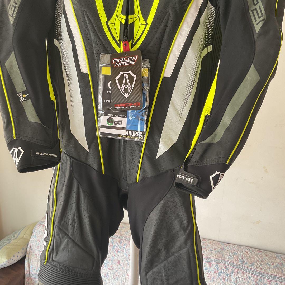 【未使用】ARLENNESSアレンネスレーシングスーツ48サイズ Bk.Ye.