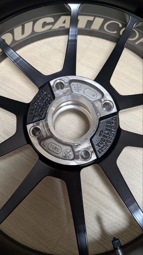 ducati DIAVEL1260S 純正ホイール前後セット