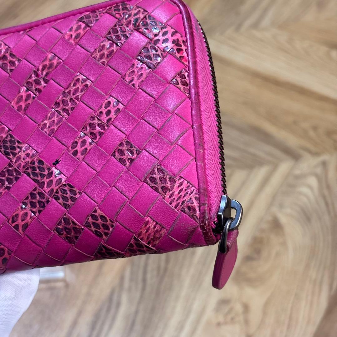 【美品】ボッテガヴェネタ ラウンドジップ アイヤーズ イントレチャート 長財布