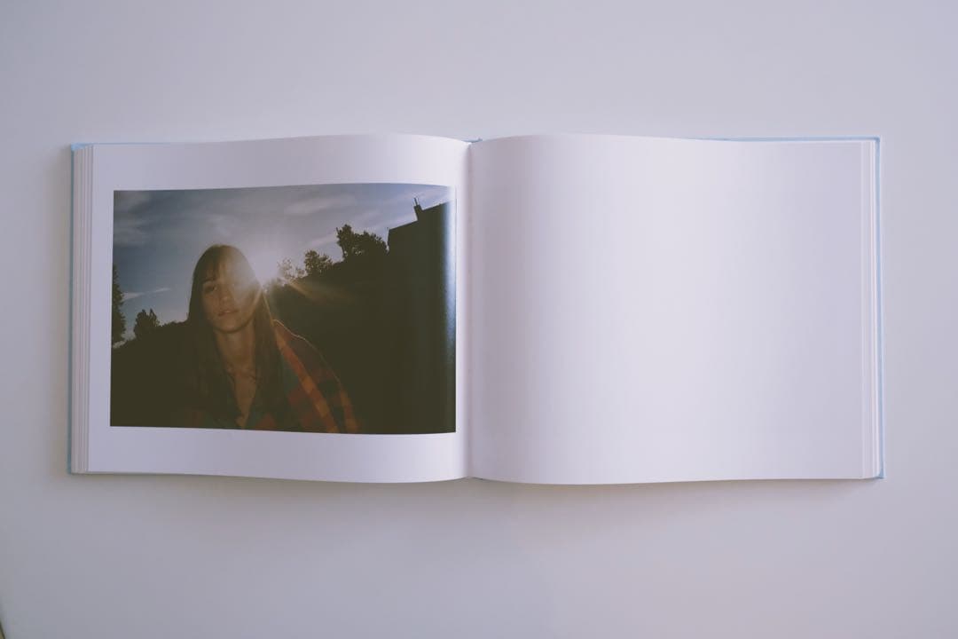 CORINNE DAY コリーヌ・デイ 写真集