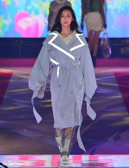 台湾ブランドSeivson ストライプトレンチコート