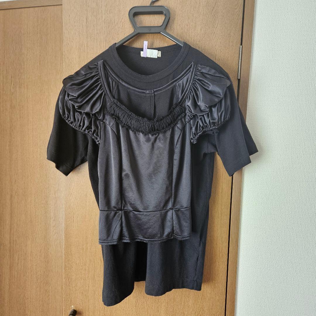 COMME des GARCONS　コム・デ・ギャルソン　装飾Tシャツ