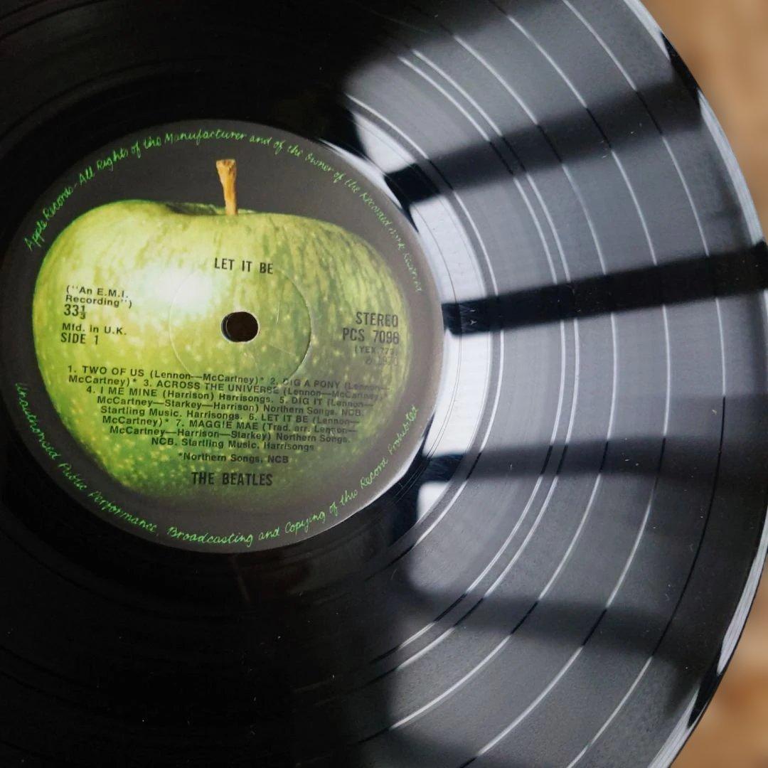 UK初回盤ビートルズ LET IT BE