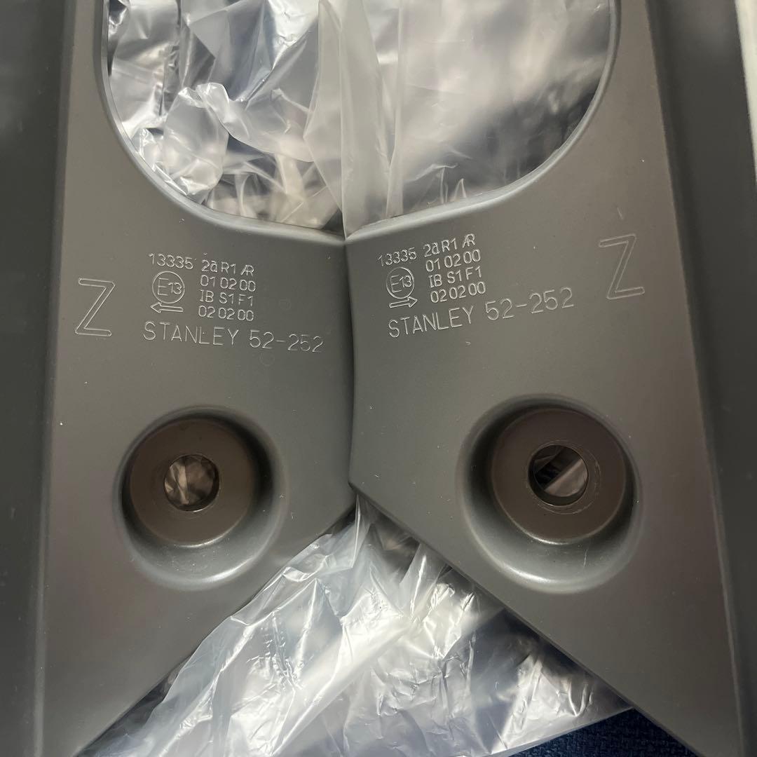 nhp10アクア　純正テールランプ