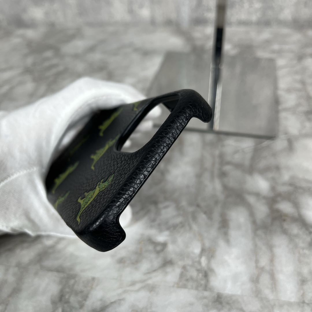 【美品•箱付き】COACHコーチ iPhone16ケース 恐竜柄 スマホケース