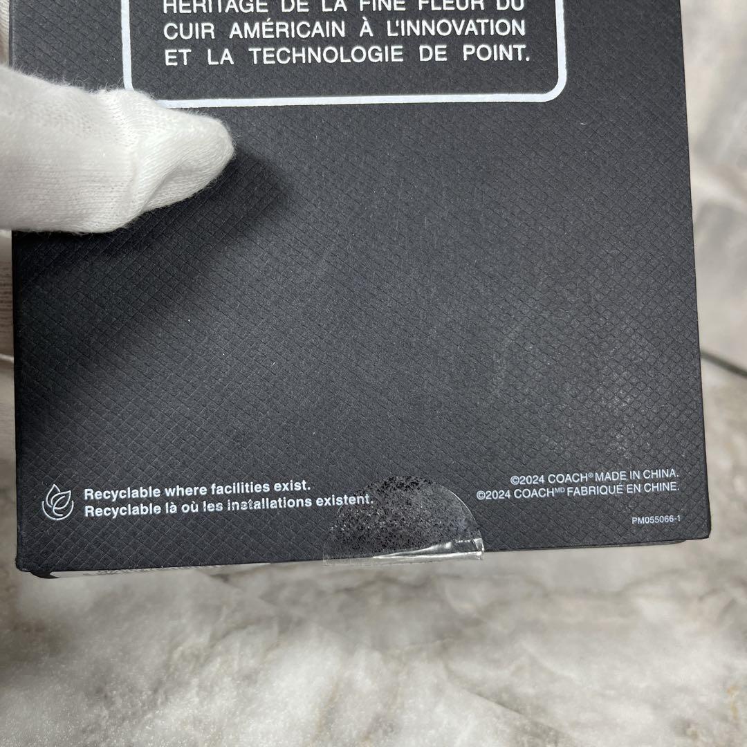 【美品•箱付き】COACHコーチ iPhone16ケース 恐竜柄 スマホケース