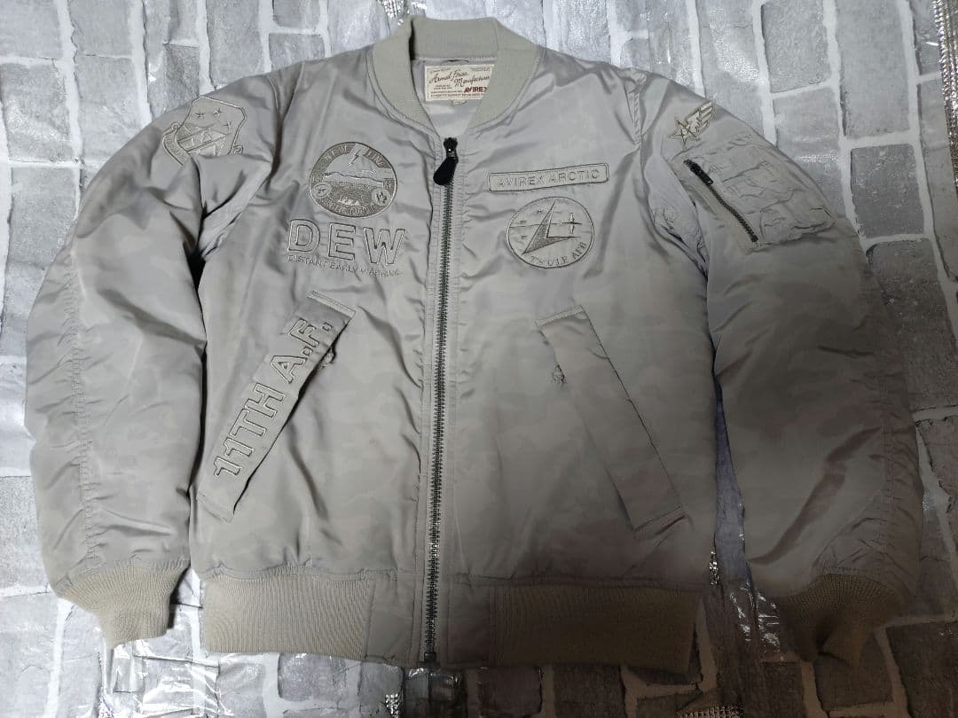 【美品】XLサイズ【カモフラ、ワッペン】【VIREX【MA-1】シルバーグレー