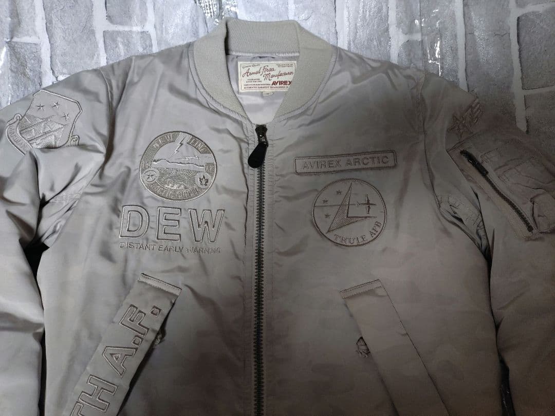 【美品】XLサイズ【カモフラ、ワッペン】【VIREX【MA-1】シルバーグレー