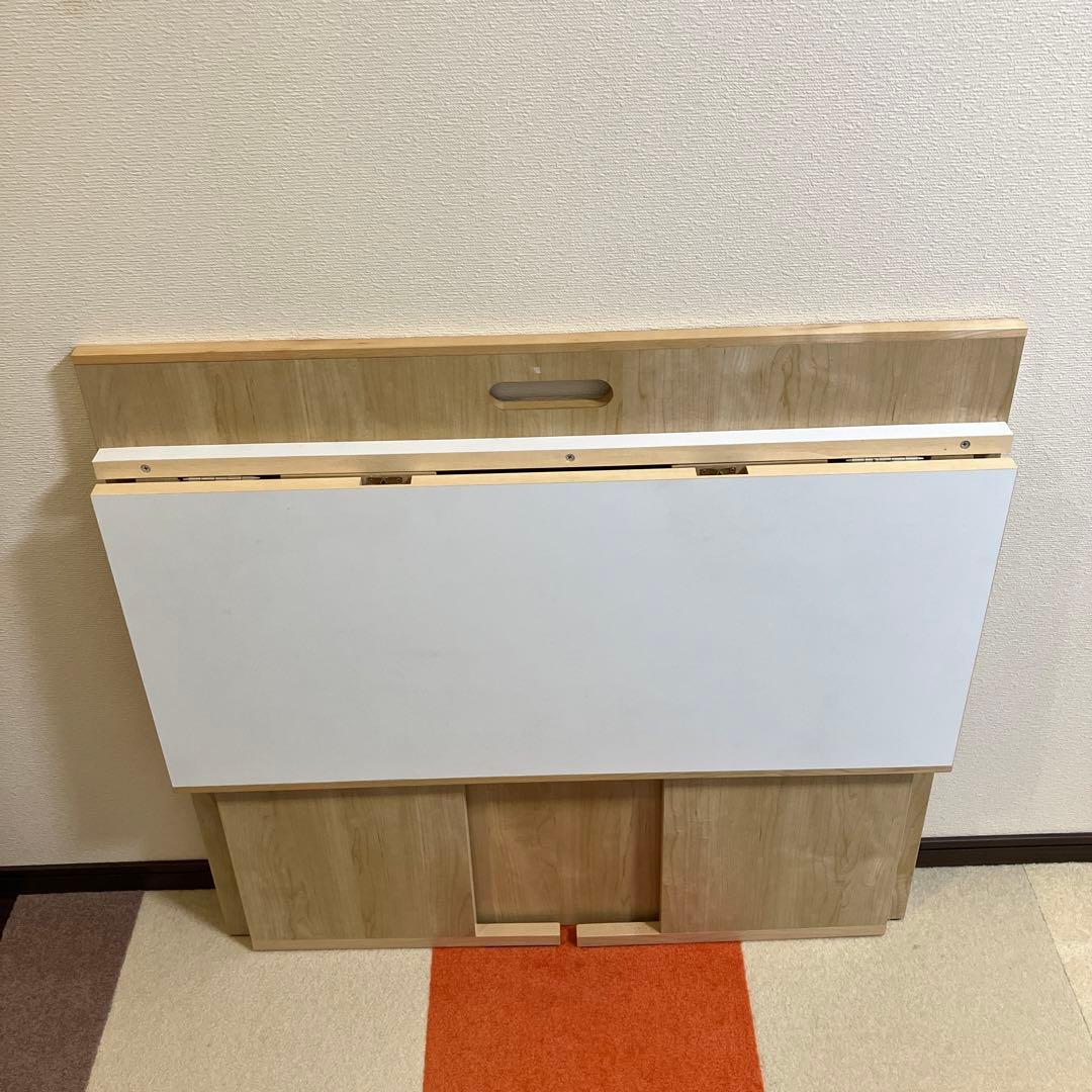 隙間にしまえる折りたたみデスク　収納式　持ち運び可能　学習机