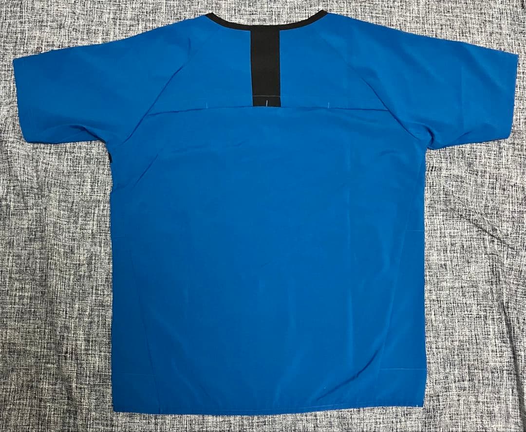 未使用 ファイターズ オンフィールドジップジャンパー M ファナティクス 送料込