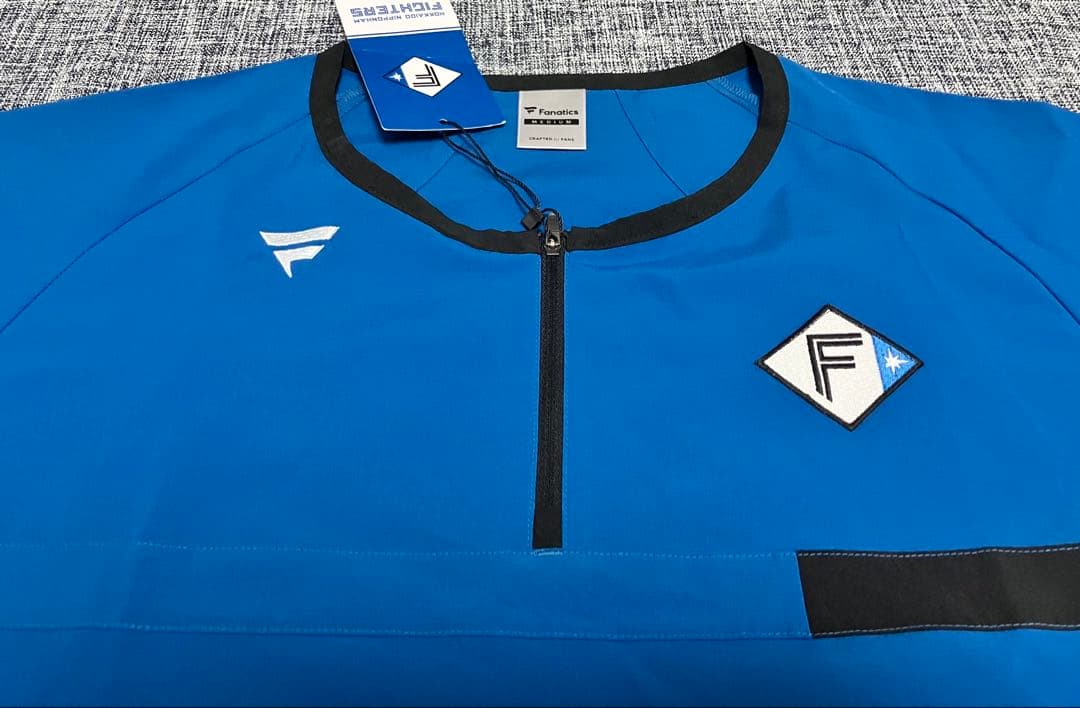 未使用 ファイターズ オンフィールドジップジャンパー M ファナティクス 送料込