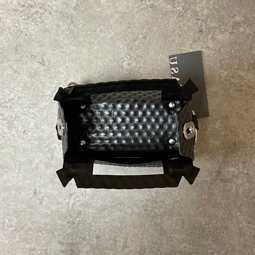 おMASU 25SS LEATHER CAKE MINI BAG