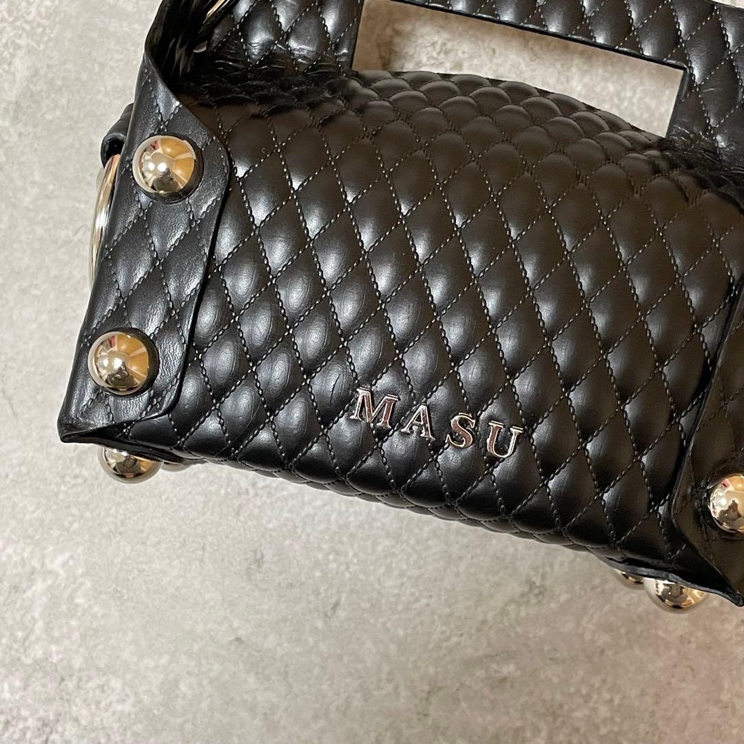 おMASU 25SS LEATHER CAKE MINI BAG