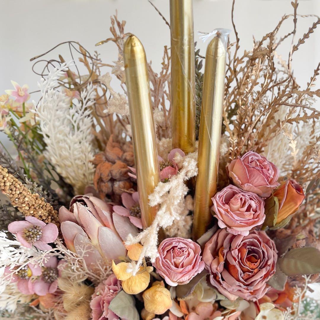 特別な夜を演出する、灯りのあるアレンジメント ドライスタイルクリスマスアレンジ