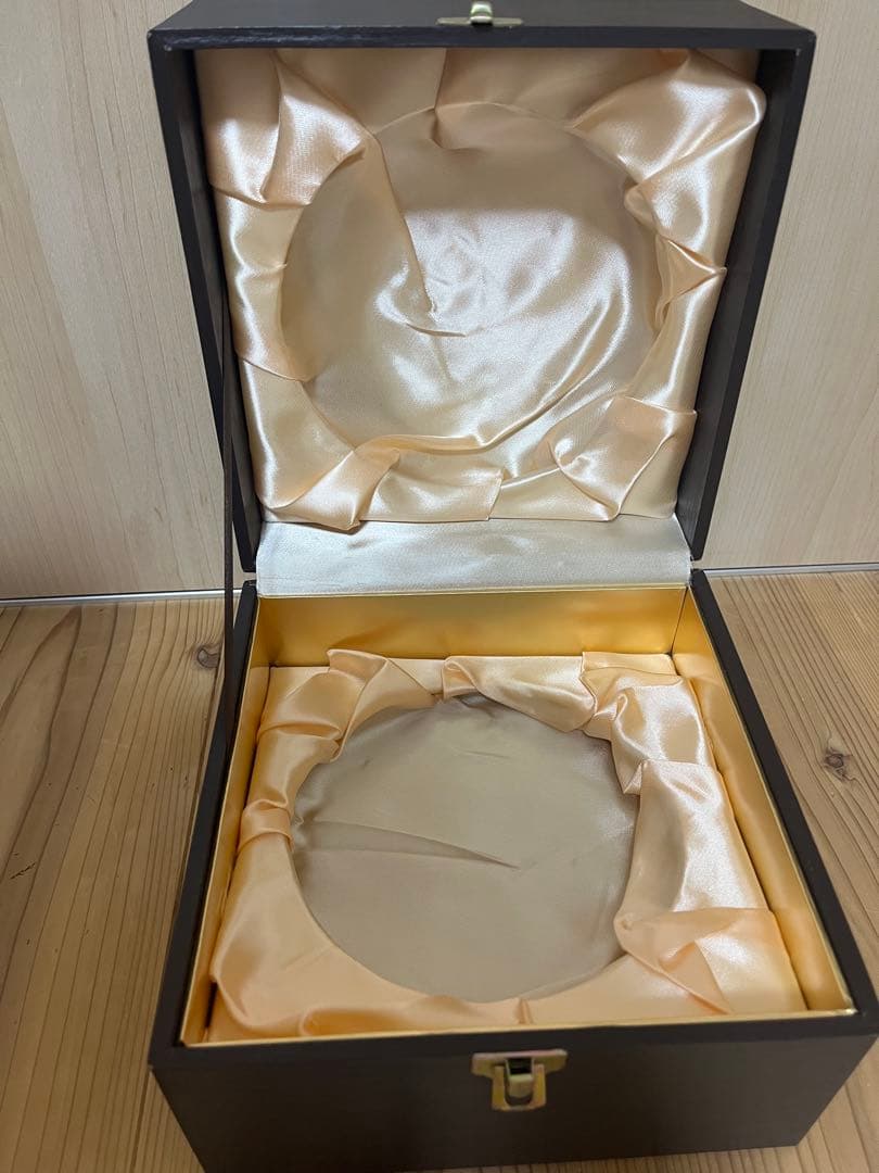 ヘレンド 陶器 ダルマ 縁起 ヴィクトリアブーケ 台座 ケース付