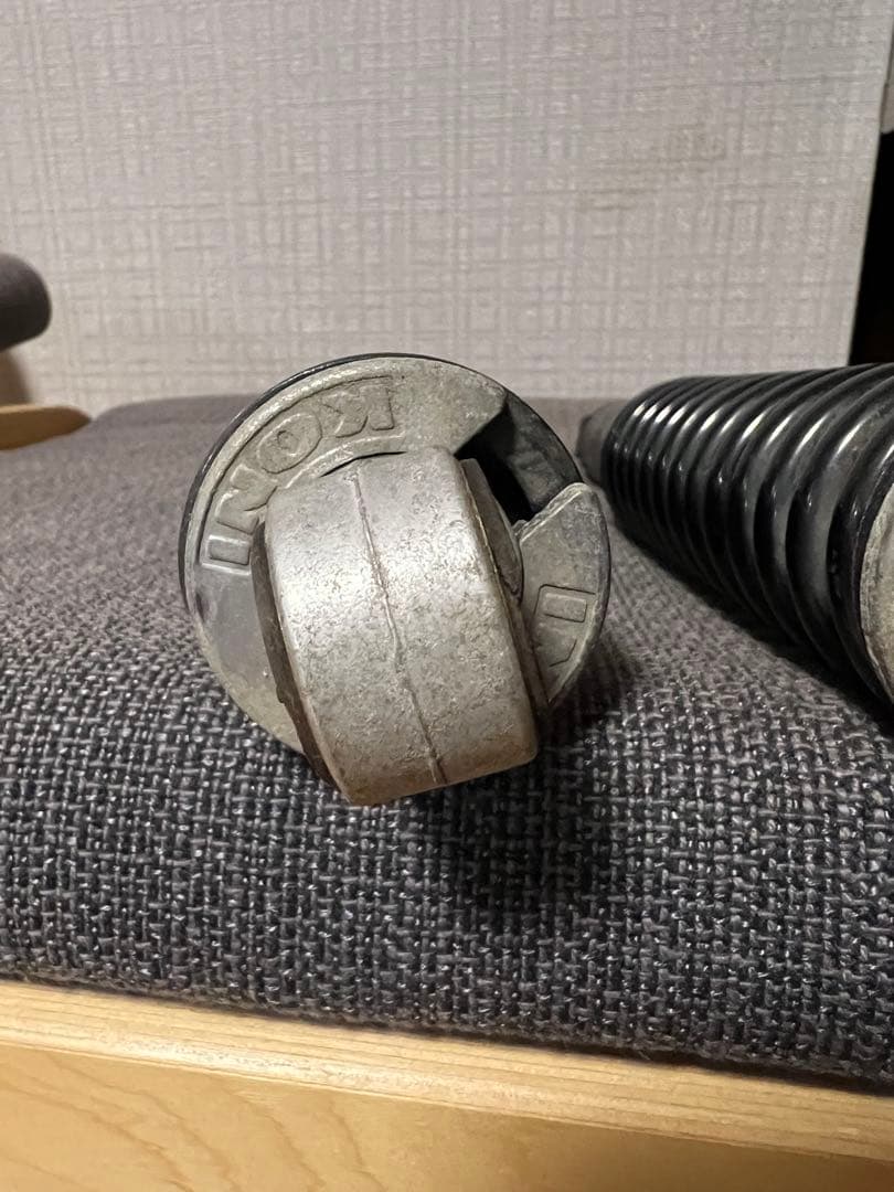 コニーリアサス　z1z2 fx KONI 76k-1303