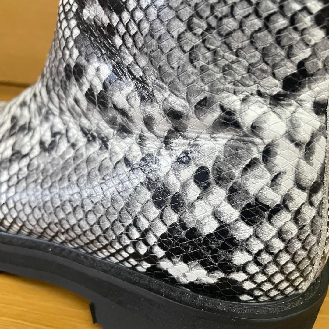 超美品 レア HARE パイソン柄 ショートブーツ レザー サイドジップ 厚底